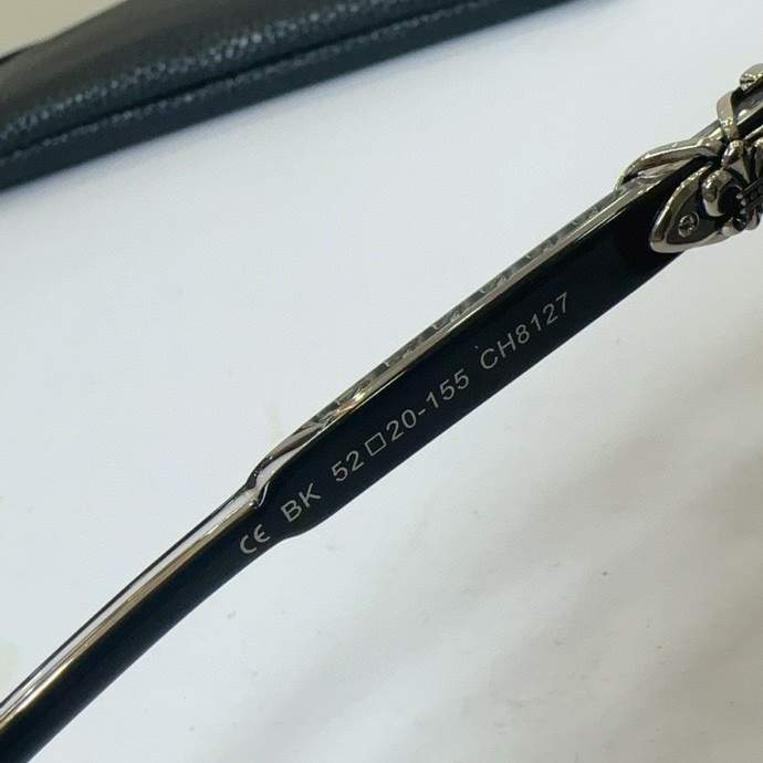 Picture of Chrome Hearts Sunglasses _SKUfw61783045fw